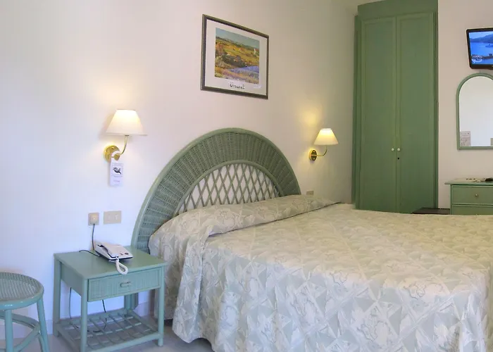 Eco Montemerlo 3* Fetovaia