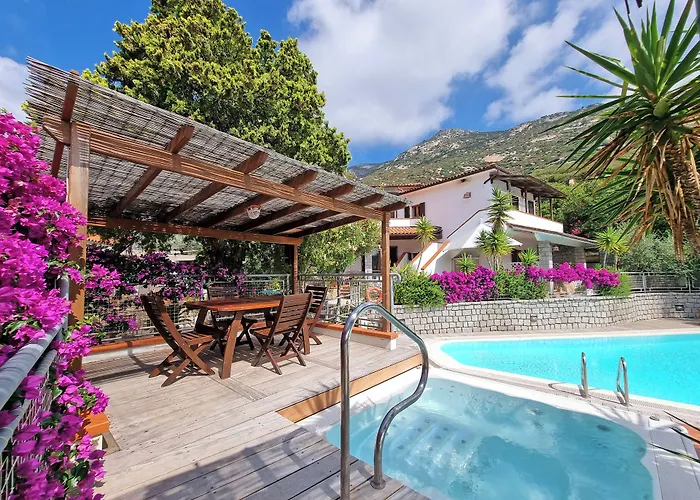 Eco Montemerlo 3* Fetovaia