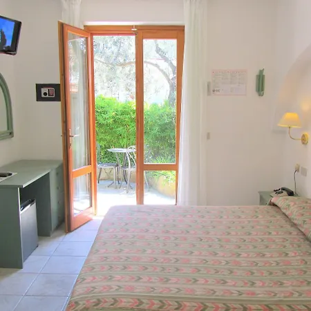 Eco Montemerlo Hotel 3*
