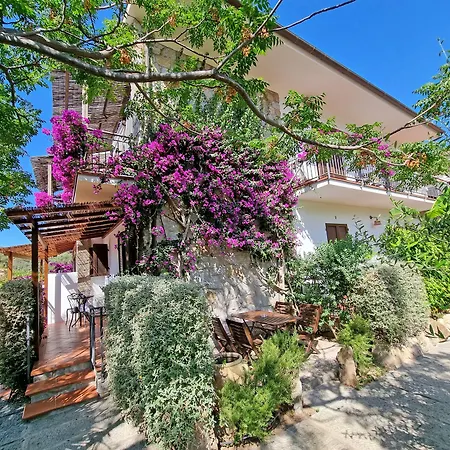 Montemerlo Hotel