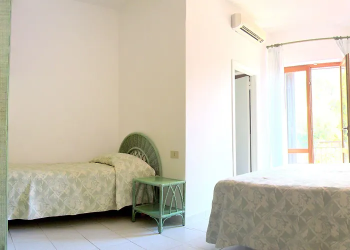 Hotell Montemerlo 3*